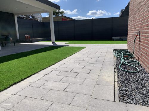 Kunstgras_aanleg_tuin_IMG_0956