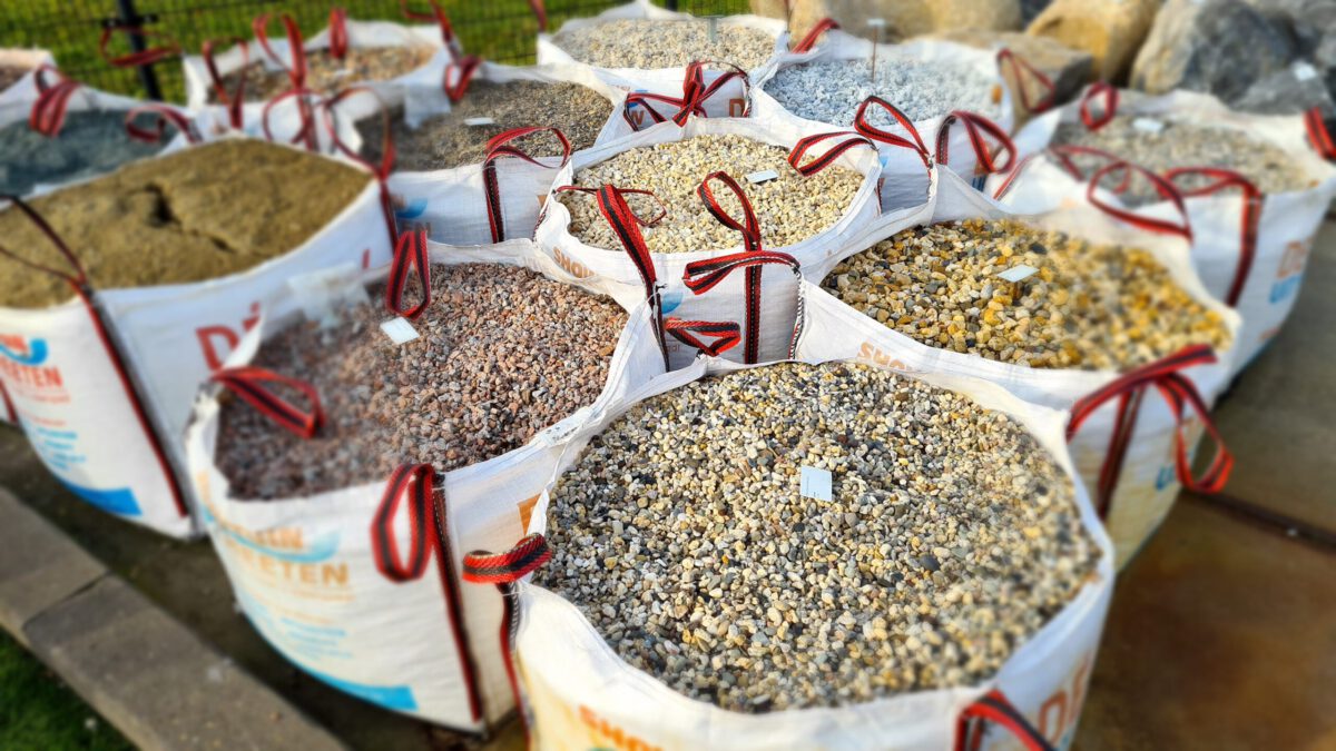 Siergrind_en_siersplit_BigBags_Showtuin_Heeten